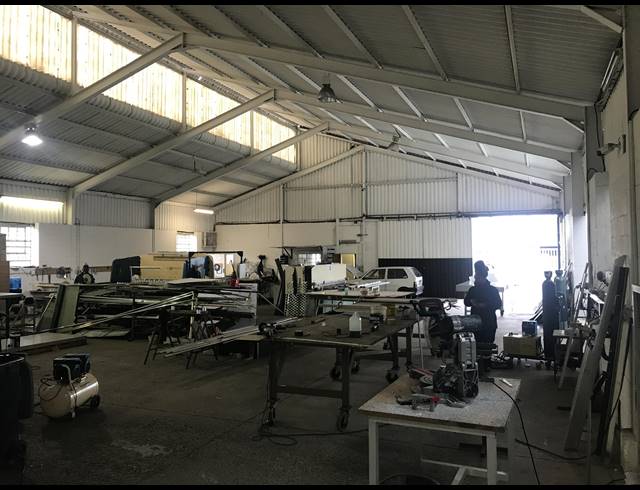 943M² FACTORY FOR SALE IN BRACKENFELL INDUSTRIAL